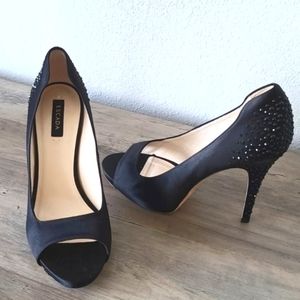 🎉 ESCADA SATIN HEELS🎉